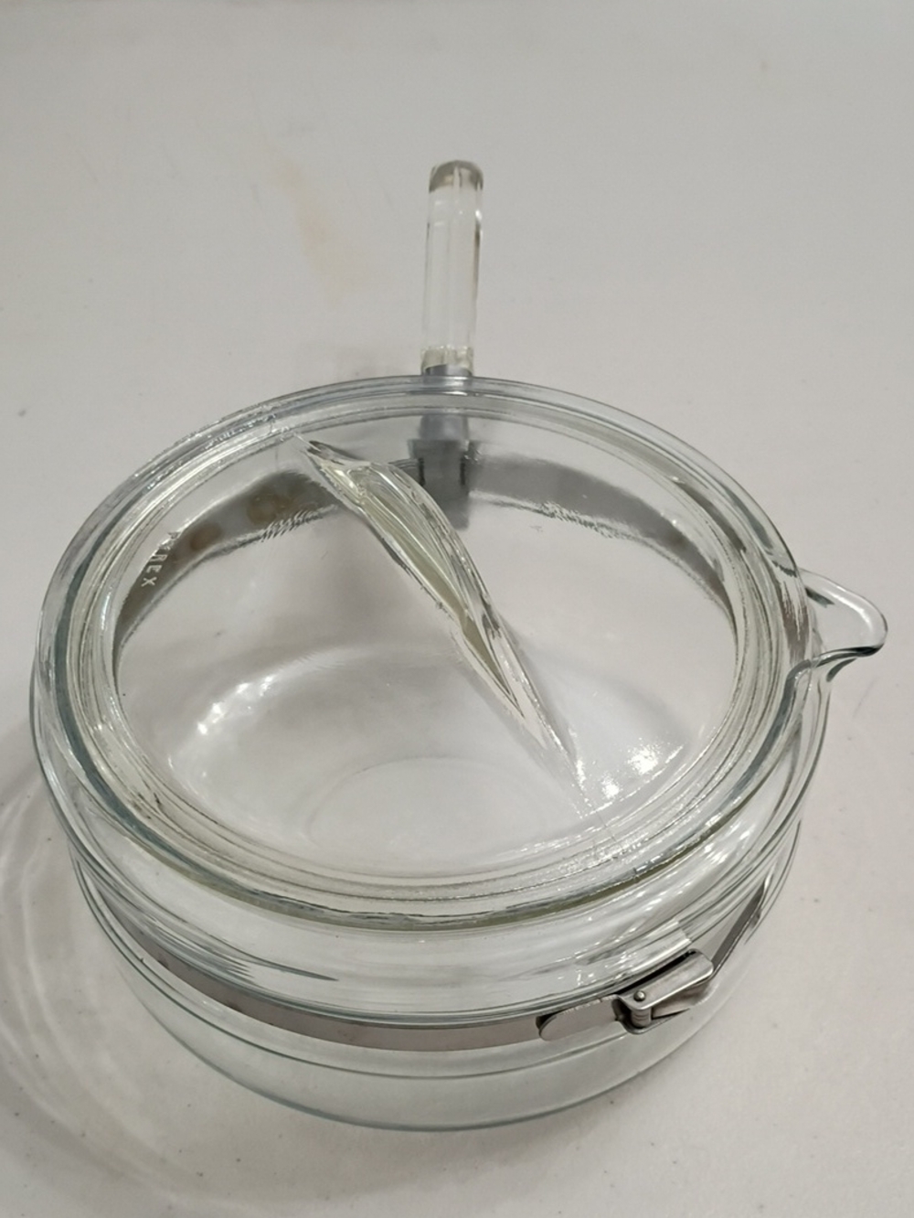 Vintage Pyrex Flameware Cookware With Lid & Handle 6323-B